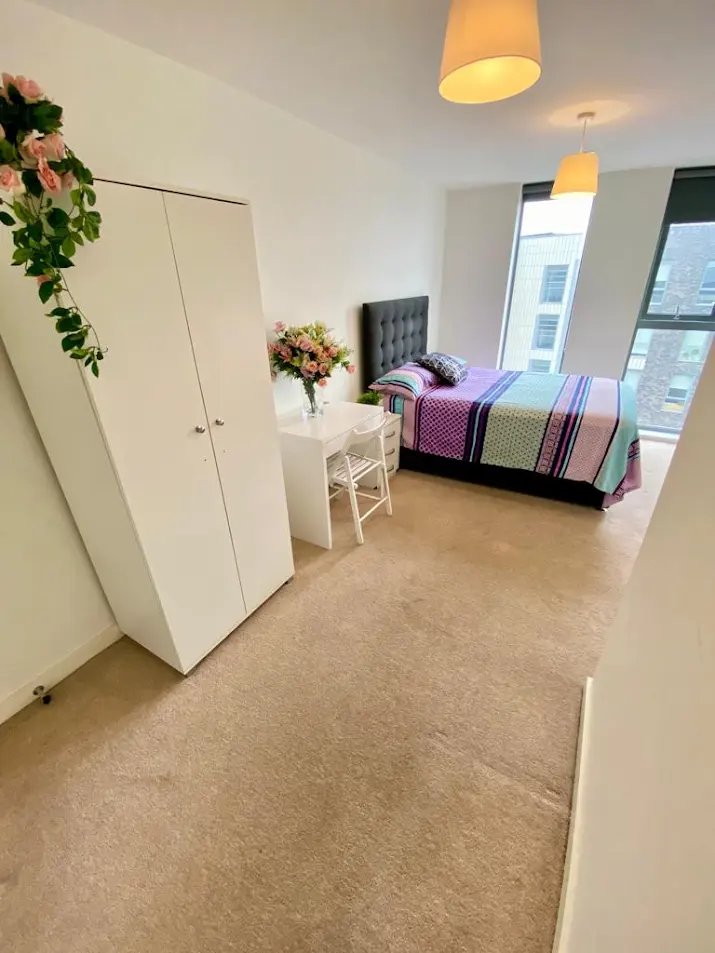 Double room in Wembley Central 